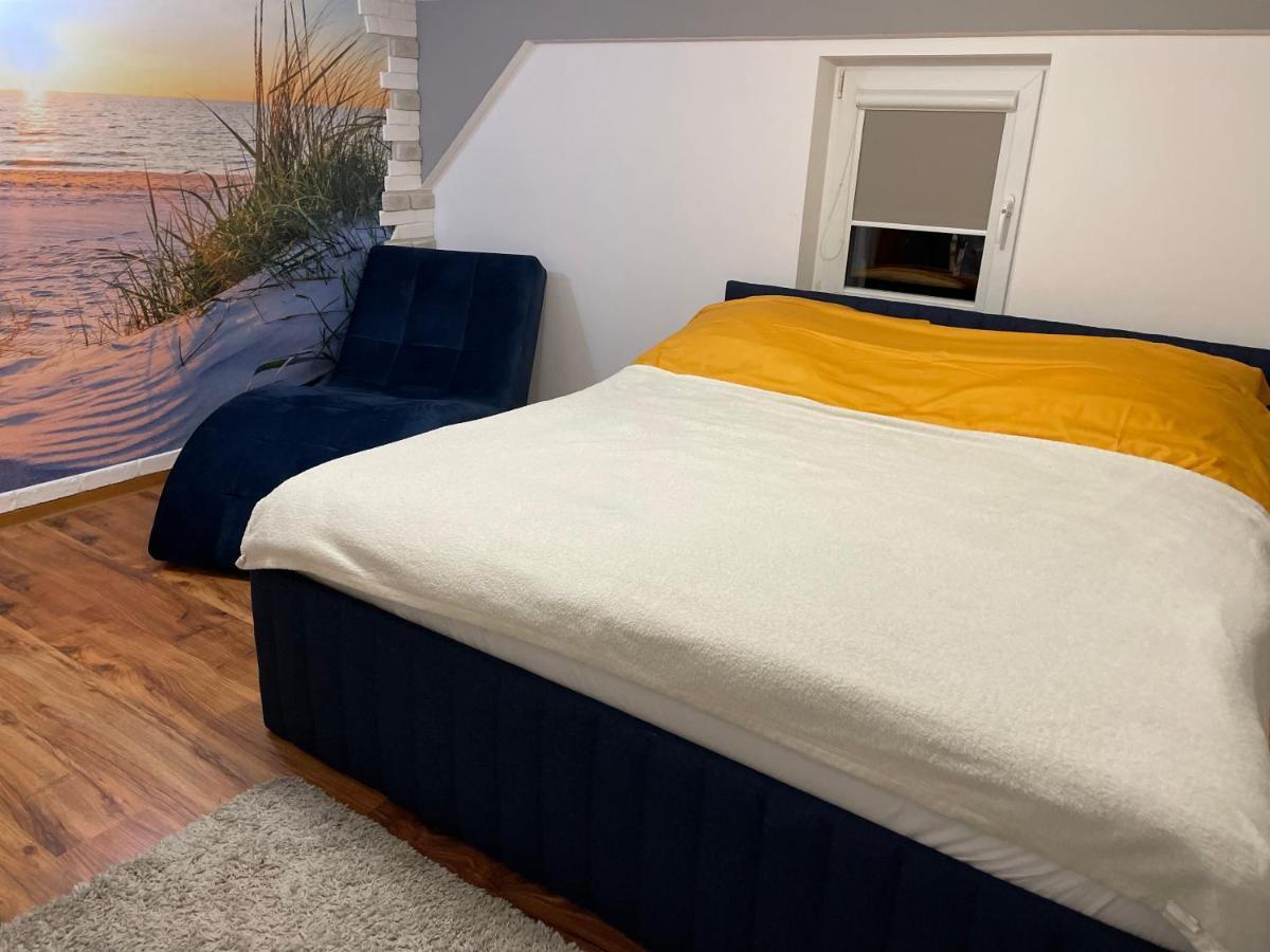 Apartament Przy Ulicy Zaruskiego Blisko Plazy Ustka Esterno foto